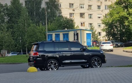 Toyota Land Cruiser 200, 2020 год, 7 800 000 рублей, 2 фотография