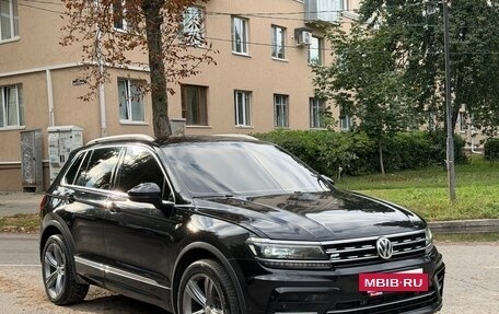 Volkswagen Tiguan II, 2018 год, 2 890 000 рублей, 3 фотография
