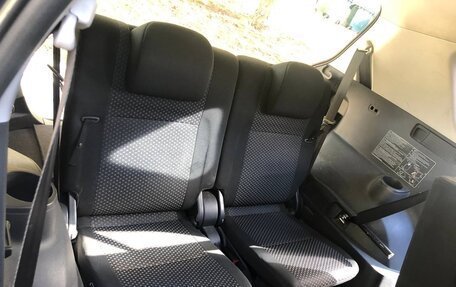 Toyota Verso I, 2010 год, 1 100 000 рублей, 4 фотография