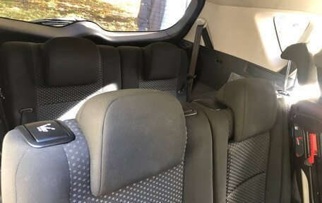 Toyota Verso I, 2010 год, 1 100 000 рублей, 8 фотография