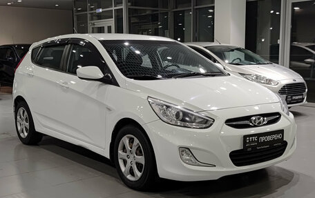 Hyundai Solaris II рестайлинг, 2013 год, 670 000 рублей, 7 фотография