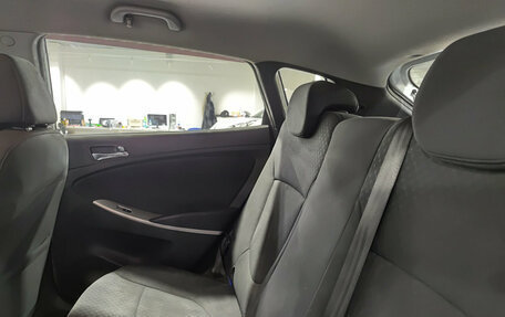 Hyundai Solaris II рестайлинг, 2013 год, 670 000 рублей, 16 фотография