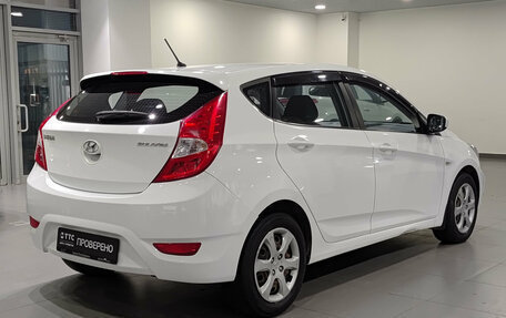 Hyundai Solaris II рестайлинг, 2013 год, 670 000 рублей, 9 фотография