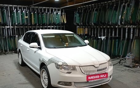 Skoda Superb III рестайлинг, 2011 год, 600 000 рублей, 20 фотография
