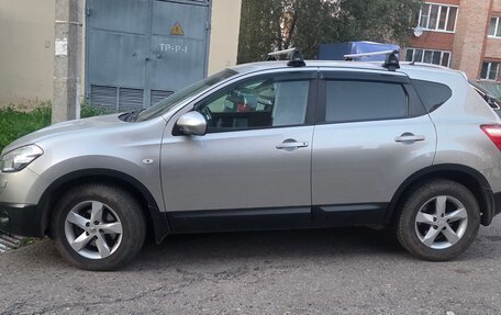 Nissan Qashqai, 2011 год, 925 000 рублей, 2 фотография