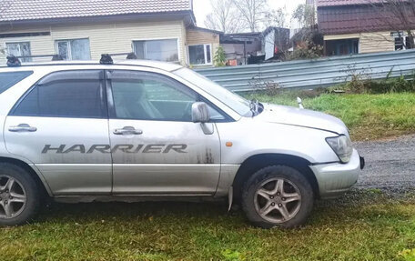 Toyota Harrier, 1999 год, 550 000 рублей, 2 фотография