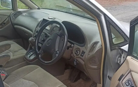 Toyota Harrier, 1999 год, 550 000 рублей, 4 фотография