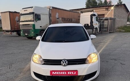 Volkswagen Golf Plus II, 2012 год, 590 000 рублей, 3 фотография