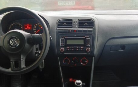 Volkswagen Polo VI (EU Market), 2012 год, 850 000 рублей, 7 фотография