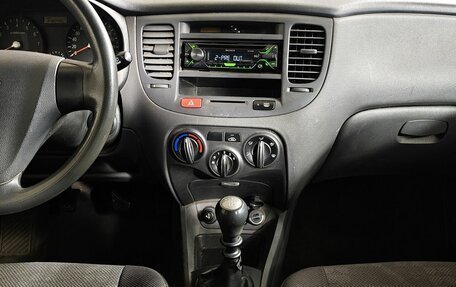 KIA Rio II, 2006 год, 250 000 рублей, 13 фотография