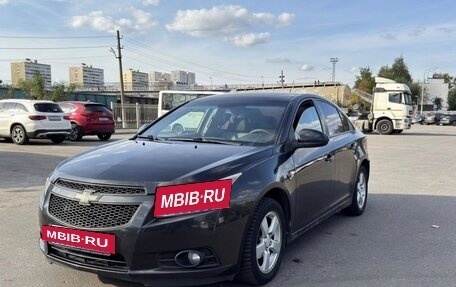 Chevrolet Cruze II, 2010 год, 495 000 рублей, 2 фотография