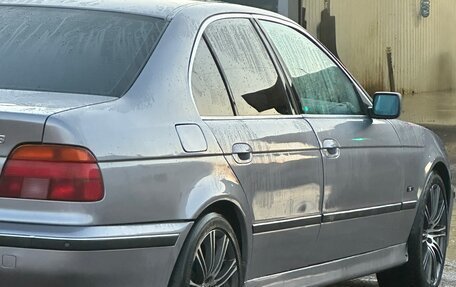 BMW 5 серия, 1996 год, 650 000 рублей, 3 фотография