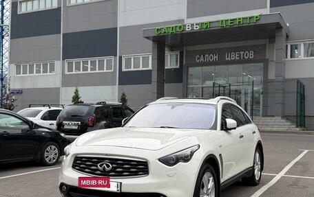 Infiniti FX II, 2011 год, 2 200 000 рублей, 2 фотография