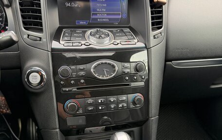 Infiniti FX II, 2011 год, 2 200 000 рублей, 25 фотография