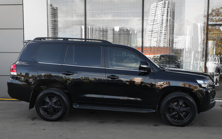 Toyota Land Cruiser 200, 2018 год, 5 298 000 рублей, 4 фотография