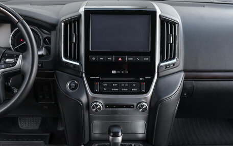 Toyota Land Cruiser 200, 2018 год, 5 298 000 рублей, 15 фотография