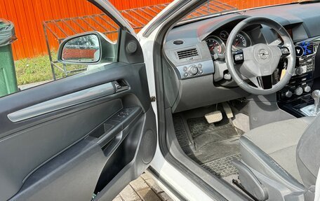 Opel Astra H, 2010 год, 550 000 рублей, 11 фотография