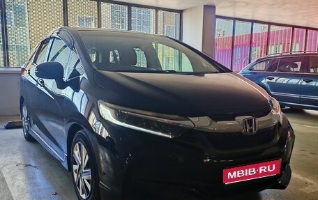 Honda Shuttle II, 2015 год, 1 450 000 рублей, 2 фотография