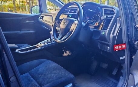 Honda Shuttle II, 2015 год, 1 450 000 рублей, 19 фотография