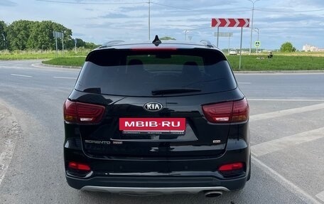 KIA Sorento III Prime рестайлинг, 2018 год, 2 300 000 рублей, 3 фотография