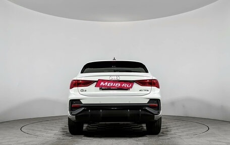 Audi Q3, 2022 год, 3 650 000 рублей, 6 фотография