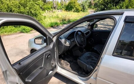 Renault Logan I, 2012 год, 250 000 рублей, 6 фотография