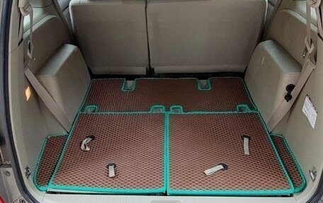 Toyota ISis I, 2009 год, 1 150 000 рублей, 32 фотография