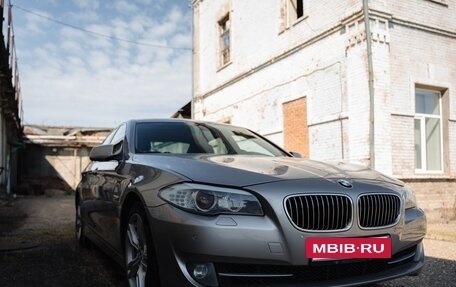 BMW 5 серия, 2012 год, 1 750 000 рублей, 2 фотография