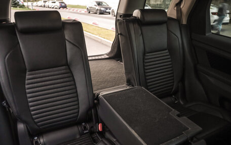 Land Rover Discovery Sport I рестайлинг, 2021 год, 3 399 777 рублей, 33 фотография