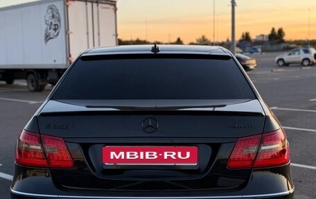 Mercedes-Benz E-Класс, 2012 год, 1 750 000 рублей, 8 фотография