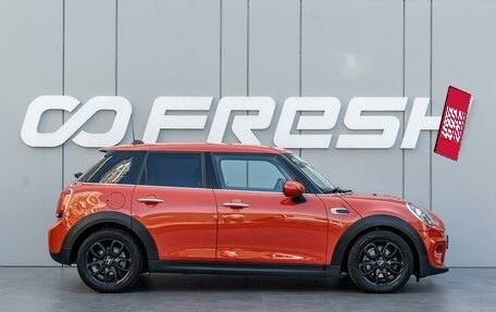 MINI Hatch, 2019 год, 2 130 000 рублей, 5 фотография