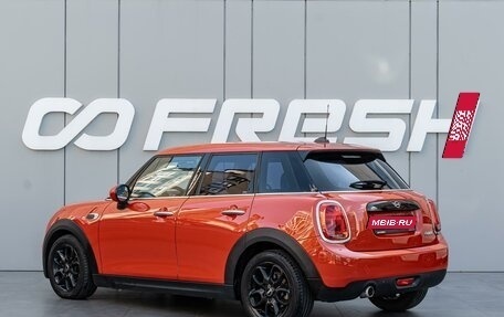 MINI Hatch, 2019 год, 2 130 000 рублей, 2 фотография