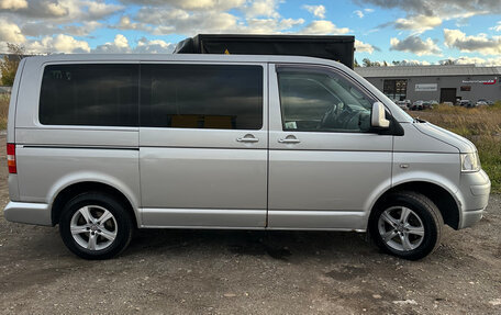 Volkswagen Caravelle T5, 2009 год, 1 450 000 рублей, 2 фотография