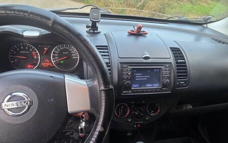 Nissan Note II рестайлинг, 2010 год, 830 000 рублей, 4 фотография