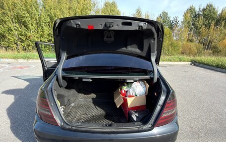 Mercedes-Benz C-Класс, 2011 год, 850 000 рублей, 8 фотография