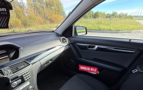 Mercedes-Benz C-Класс, 2011 год, 850 000 рублей, 6 фотография