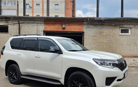 Toyota Land Cruiser Prado 150 рестайлинг 2, 2021 год, 6 500 000 рублей, 2 фотография