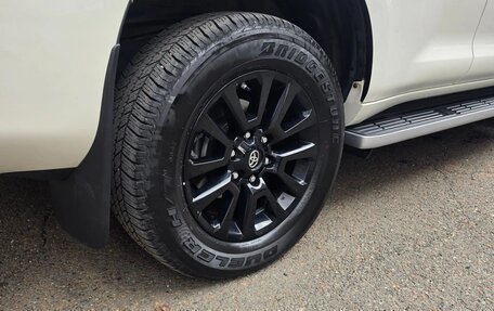 Toyota Land Cruiser Prado 150 рестайлинг 2, 2021 год, 6 500 000 рублей, 9 фотография
