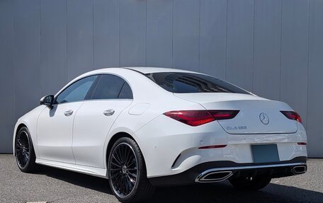 Mercedes-Benz CLA, 2023 год, 1 990 000 рублей, 5 фотография