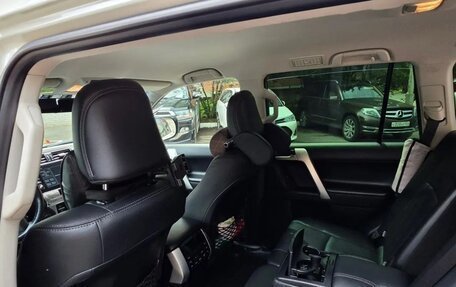Toyota Land Cruiser Prado 150 рестайлинг 2, 2021 год, 6 500 000 рублей, 11 фотография