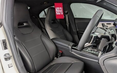 Mercedes-Benz CLA, 2023 год, 1 990 000 рублей, 9 фотография