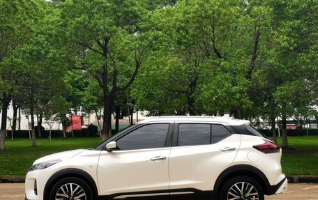 Nissan Kicks I, 2023 год, 1 688 000 рублей, 8 фотография