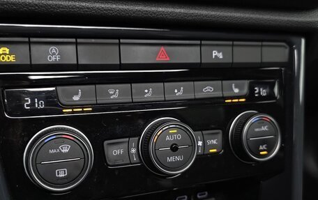 Volkswagen T-Roc I, 2021 год, 1 689 000 рублей, 14 фотография