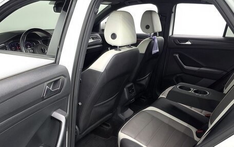 Volkswagen T-Roc I, 2021 год, 1 689 000 рублей, 9 фотография