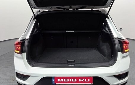 Volkswagen T-Roc I, 2021 год, 1 689 000 рублей, 18 фотография