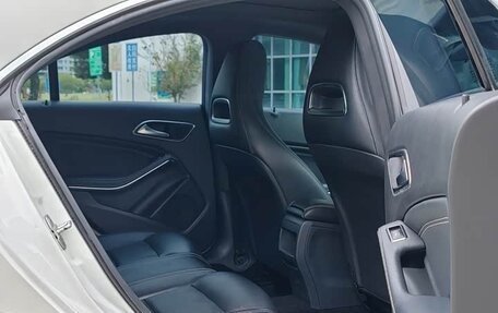 Mercedes-Benz CLA, 2016 год, 1 690 000 рублей, 15 фотография
