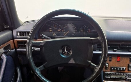 Mercedes-Benz S-Класс, 1989 год, 3 700 000 рублей, 11 фотография
