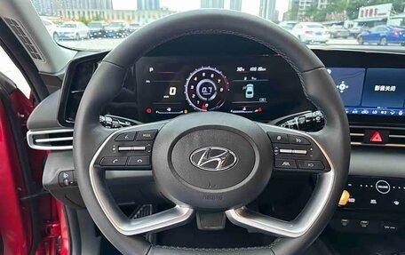 Hyundai Elantra, 2022 год, 1 500 008 рублей, 12 фотография