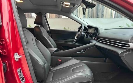 Hyundai Elantra, 2022 год, 1 500 008 рублей, 18 фотография