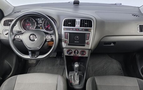 Volkswagen Polo VI (EU Market), 2015 год, 782 000 рублей, 4 фотография